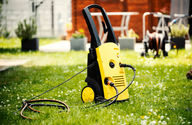 Best Animal Enclosure Cleaning  in Upper Grand Lagoon, FL